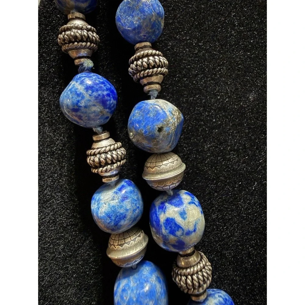 Native Pearl Lapis Lazuli Desert Southwest Native Bench Bead Silver Necklace 31